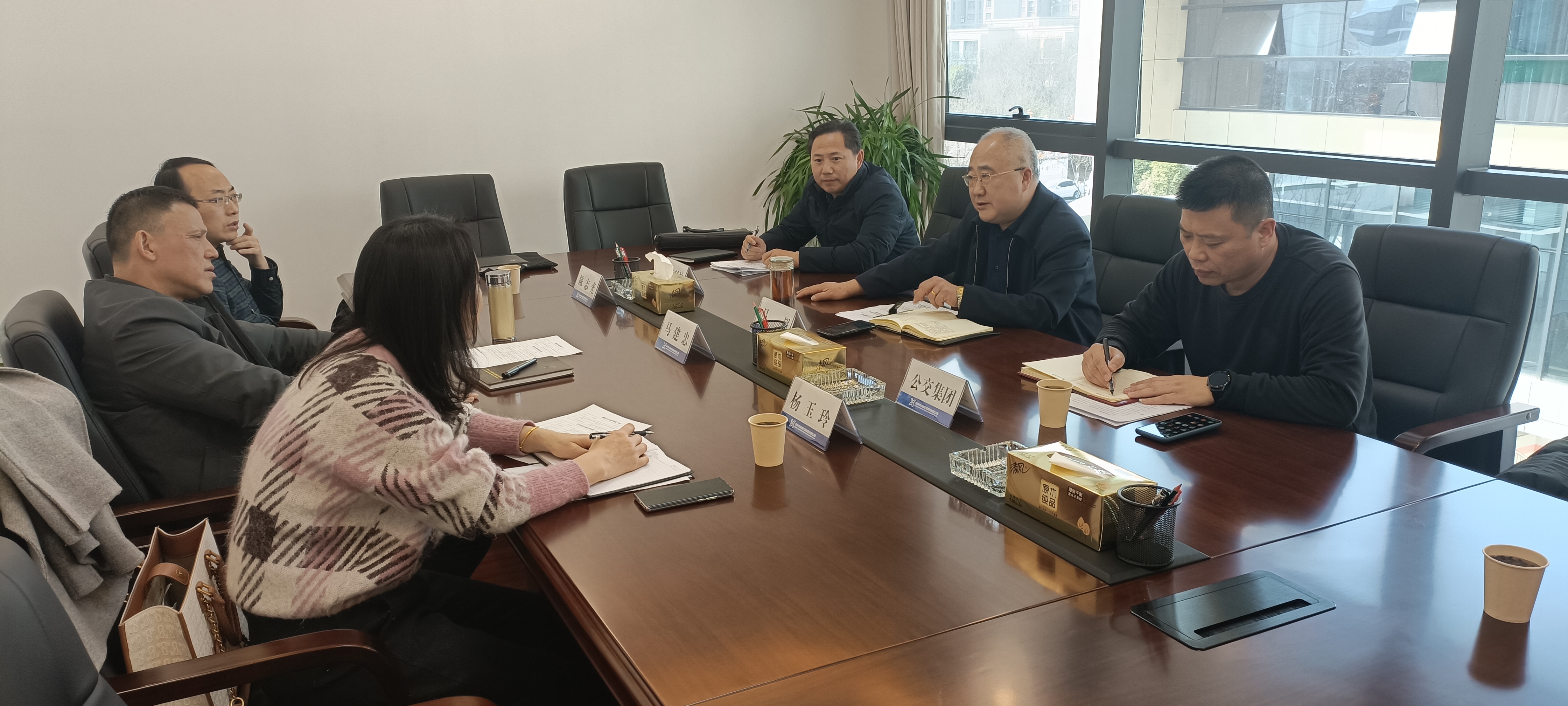 市交通运输局调研巅峰国际官网集团“绿色出行都会”及“公交优先树模都会”建设事情完成情形